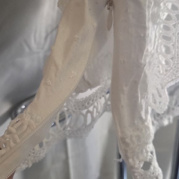 She + Sky White Lace Crop Top – Boho Cottagecore Crochet Blouse - Picture 5 of 8
